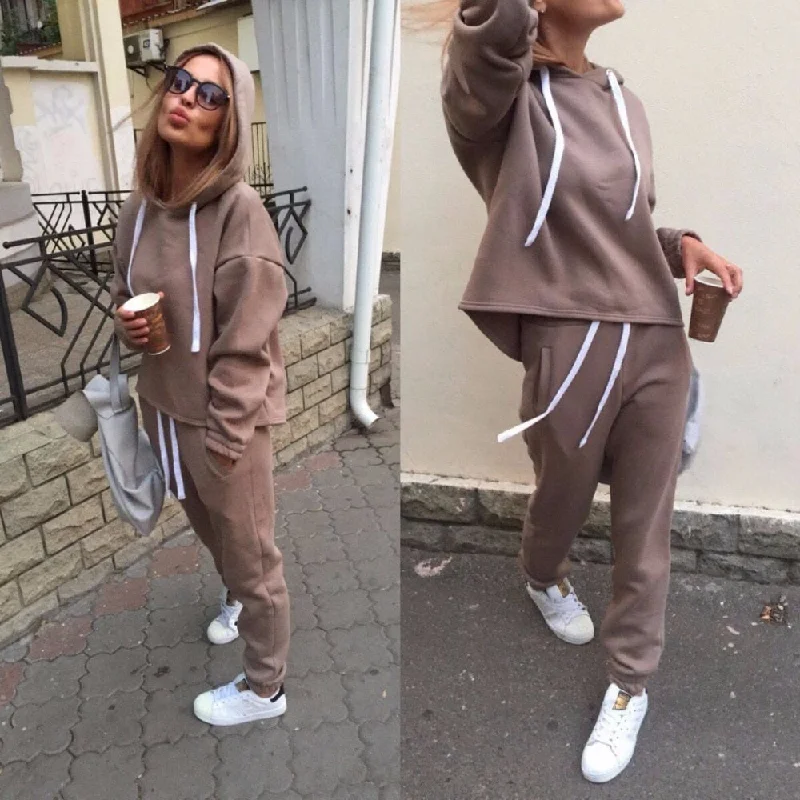 2018 Autumn Tracksuit Long Sleeve Thicken Hooded Sweatshirts 2 Piece Set Casual Sport Suit Women Tracksuit Set Hoodie with Stripes Bold Sporty 2018 Autumn Tracksuit Long Sleeve Thicken Hooded Sweatshirts 2 Piece Set Casual Sport Suit Women Tracksuit Set Hoodie with Stripes Bold Sporty