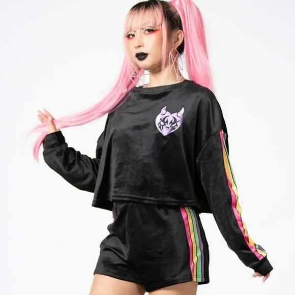 Mellow Velour Sweatshirt | Black Cropped Fit Embroidered Patch on Front Hoodie with Stripes Bold Sporty