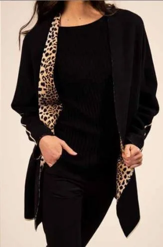 OST Printed Cheetah Cardigan-Reversible Jersey Fabric Tulle Fabric Batik Fabric