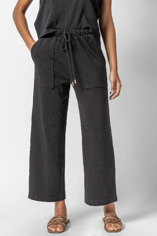 Cropped Pull on Pant Chic Black Leggings