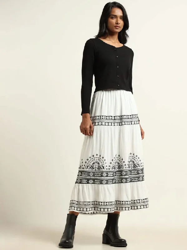 LOV Black & White Printed Skirt slim fit skirt