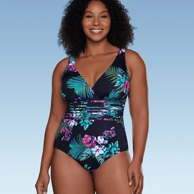 New - Aqua Green Women's Full Coverage One Piece Swimsuit Tummy Control UPF 50 Bold Color Swimsuit New - Aqua Green Women's Full Coverage One Piece Swimsuit Tummy Control UPF 50 Bold Color Swimsuit